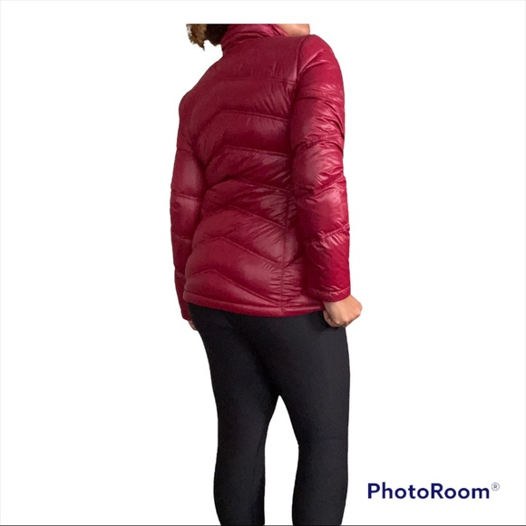 Calvin Klein Packable lightweight duck down short red jacket Size XS - Picture 3 of 8